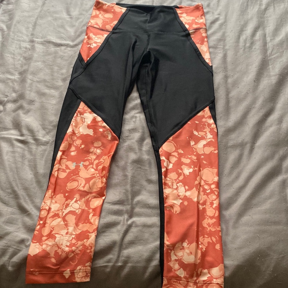Peach and black Under Armour leggings